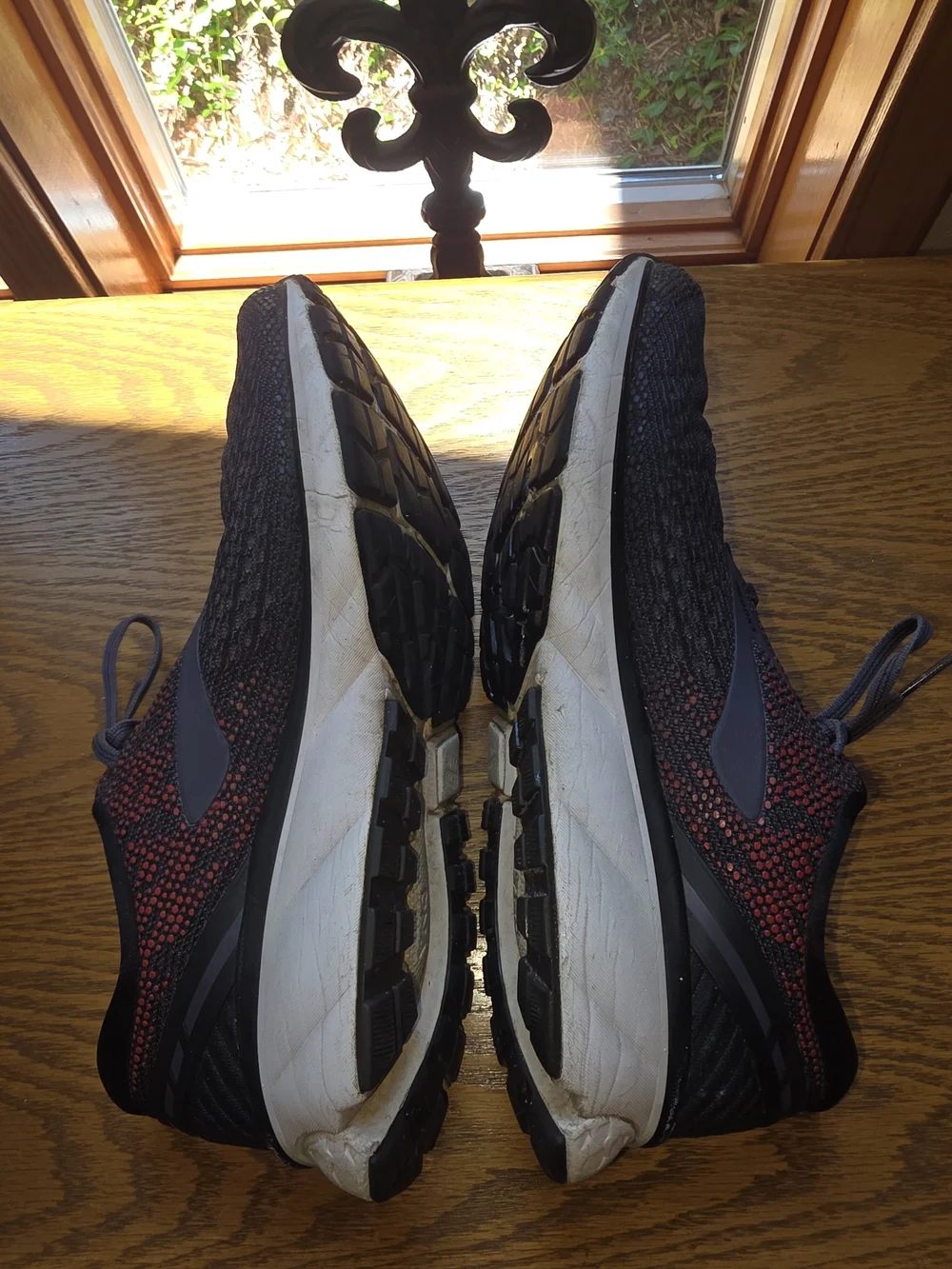 Brooks  Mens Ghost 11  Navy And Red Running Shoes Sz 10